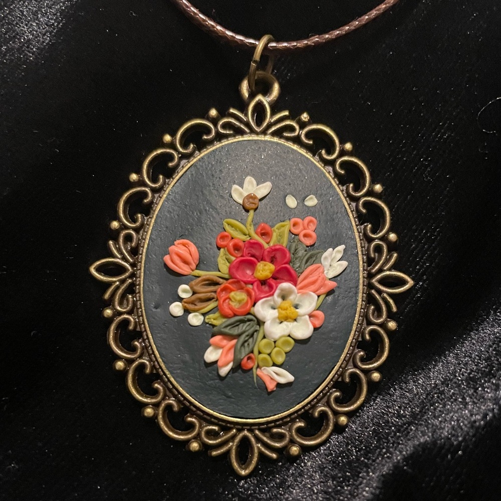 Vintage Floral Bouquet Pendant Necklace